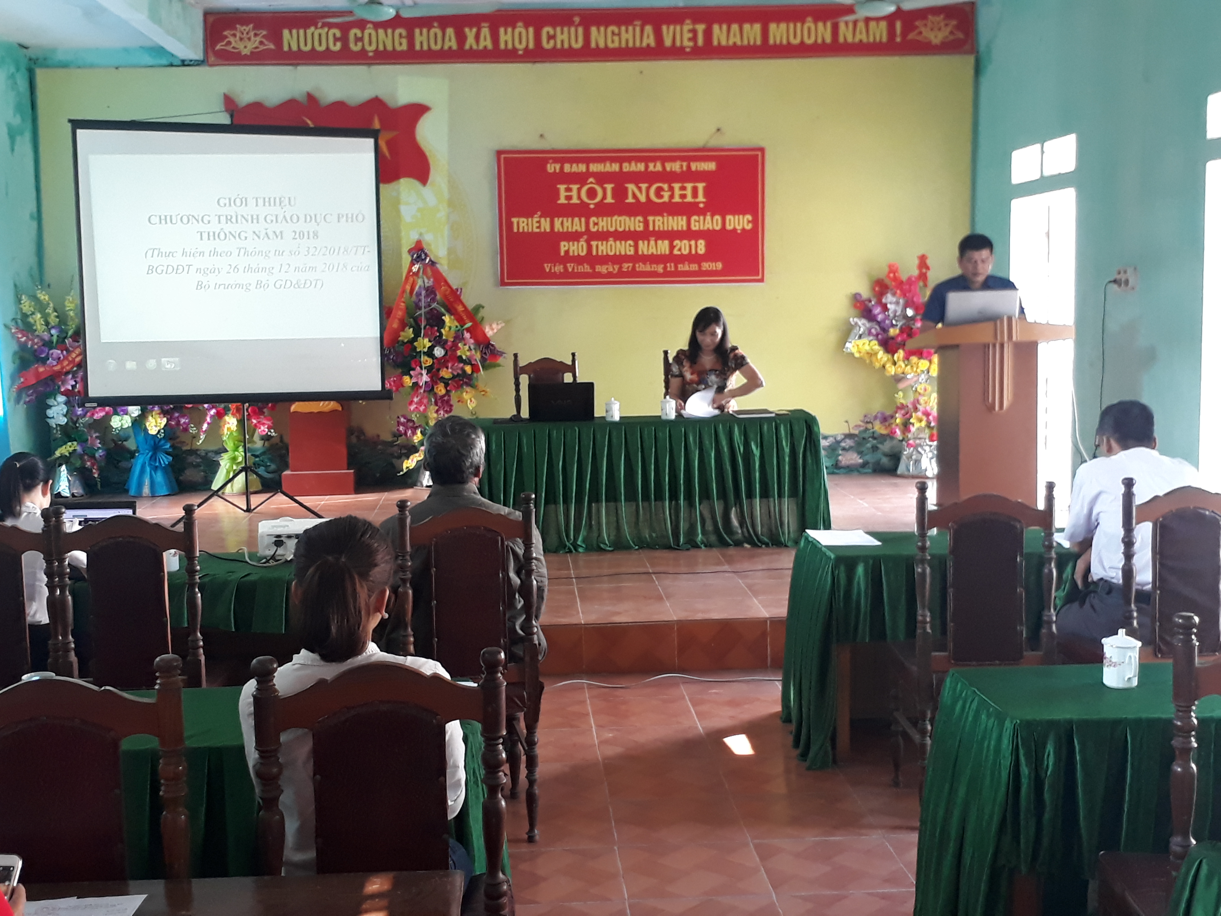 UBND xã Việt Vinh tổ chức hội nghị triển khai thực hiện chương trình giáo dục phổ thông năm 2018 đối với cấp tiểu học.