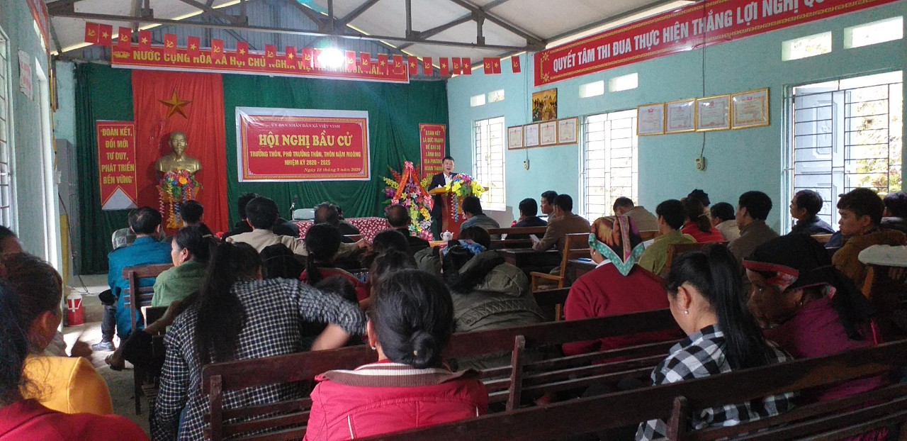 Thôn Nậm Moòng, xã Việt Vinh tổ chức hội nghị bầu cử trưởng thôn nhiệm kỳ 2020 – 2025